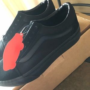 Black platform vans